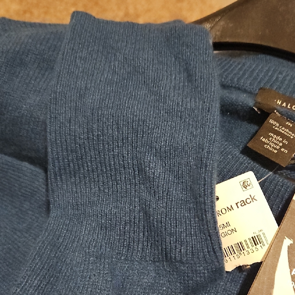 Halogen Classic Navy Crew Neck Sweater - Picture 5 of 5